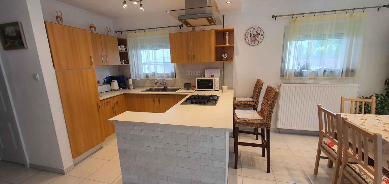 Holiday Home In Keszthely/Balaton 39648 Luaran gambar