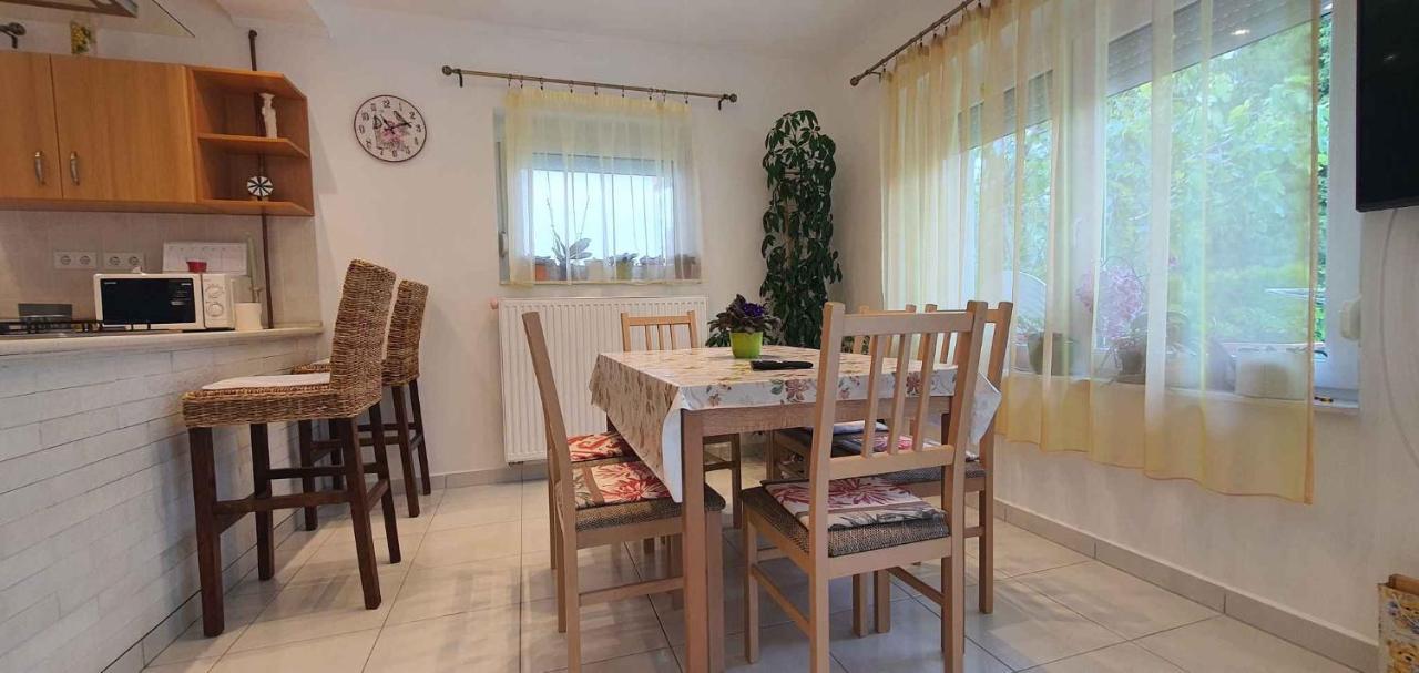 Holiday Home In Keszthely/Balaton 39648 Luaran gambar