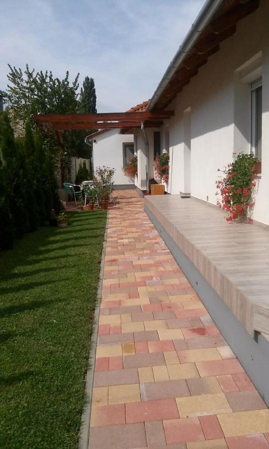 Holiday Home In Keszthely/Balaton 39648 Luaran gambar